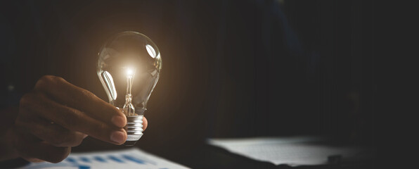 书的英语book的读音是什么？